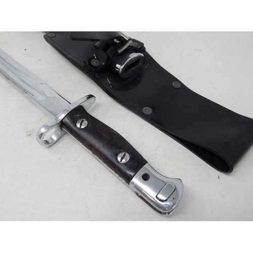 548 - Replica 1907 Bayonet & Scabbard. Length 60cm overall