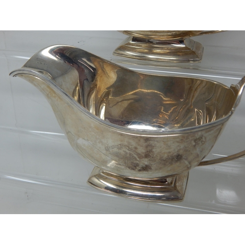 303 - Pair of Art Deco Silver Sauce Boats Hallmarked Birmingham 1936 by Adie Brothers: Weight 290g