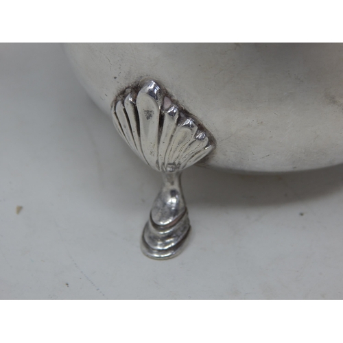 304 - Large Victorian Silver Gravy Boat Hallmarked Sheffield 1899 by Mappin & Webb: Weight 300g