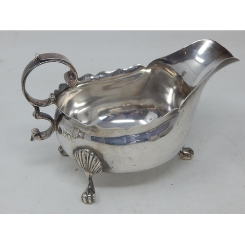 316 - Victorian Silver Gravy Boat Hallmarked London 1899 by Thomas Bradbury: Weight 162g