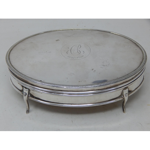 327 - Large Silver Jewellery Box Hallmarked Birmingham 1918 by Edward Souter Barnsley: Measuring 18.5cm x ... 