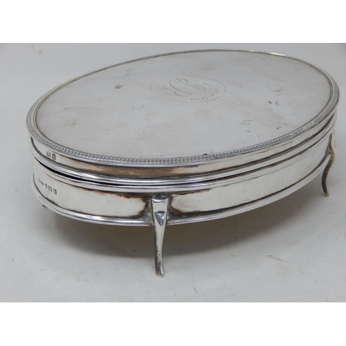 327 - Large Silver Jewellery Box Hallmarked Birmingham 1918 by Edward Souter Barnsley: Measuring 18.5cm x ... 