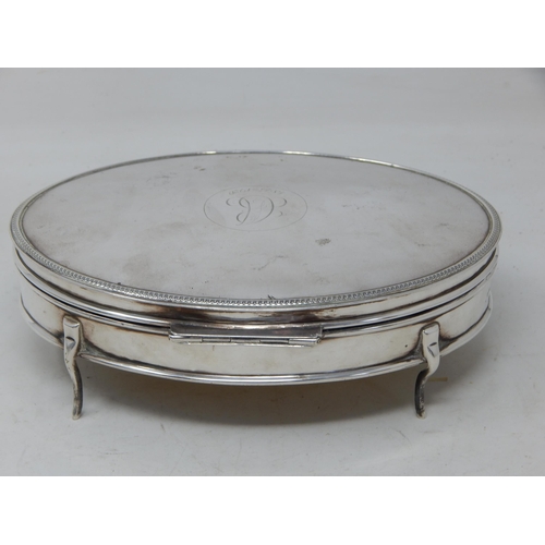 327 - Large Silver Jewellery Box Hallmarked Birmingham 1918 by Edward Souter Barnsley: Measuring 18.5cm x ... 