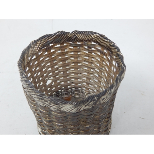 346 - Sterling Silver Weaved Basket: Height 6.5cm: Weight 120g