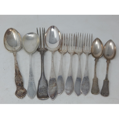 369 - Quantity of Foreign Silver Serving Spoons, Forks etc: Weight 440g