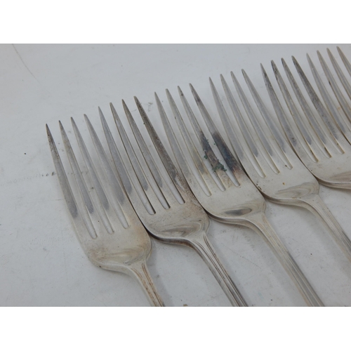 374 - 6 x Silver Dessert Forks Hallmarked Sheffield 1934 by Cooper Brothers: Length 17.5cm: Weight 274g