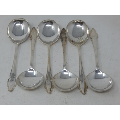 376 - 6 x Silver Soup Spoons Hallmarked Sheffield 1934 by Cooper Brothers: Length 17.5cm: Weight 314g