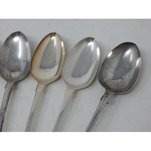 384 - 6 x Georgian & Later Silver Dessert Spoons: various Dates & Makers: Length 17.5cm: Weight 236g