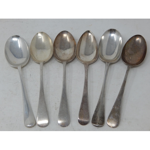 385 - 6 x Georgian & Later Silver Dessert Spoons: various Dates & Makers: Length 17.5cm: Weight 256g