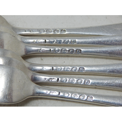 387 - 6 x Victorian Silver Dinner Forks Hallmarked London 1882 by George Adams: Length 19.2cm: Weight 428g