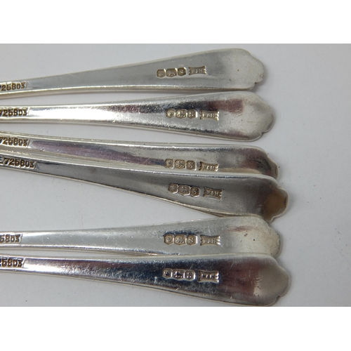 242 - Set of 6 Silver Coffee Spoons Hallmarked Sheffield 1935 by Walker & Hall: Weight 90g