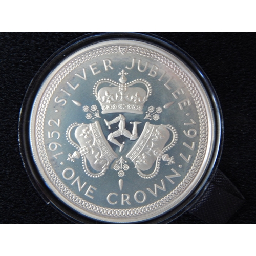 69 - Collection of 4 x Isle of Man Proof Silver Crowns in Pobjoy Mint cases of issues complete with COAs