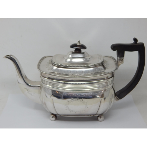 217 - George III silver tea pot, London 1811, Peter & William Bateman, 20.3oz