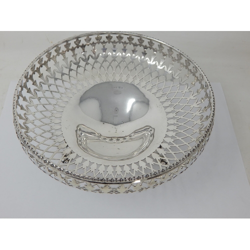 270 - George V silver circular fruit bowl, Birmingham 1918, Collingwood & Sons Ltd, 10oz