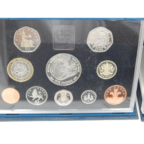 89 - UK Proof Sets 1993, 1994, 1995, 1996, 1997, 1998 all brilliant, about as struck, and housed in Royal... 