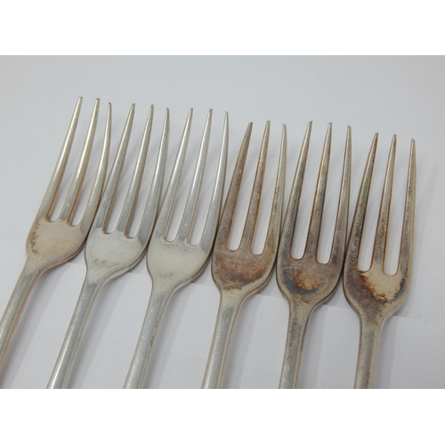 108 - Set of 6 Silver Rat Tail Dessert Forks: Hallmarked London 1929 by Lionel Alfred Crichton, Old Bond S... 