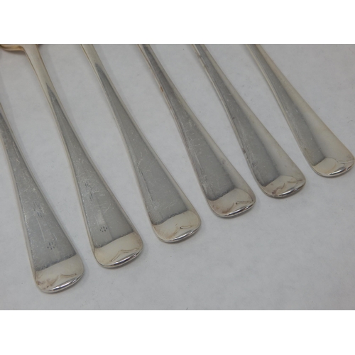 124 - 6 x Silver Dinner Forks Hallmarked London 1930 by Deakin & Francis: Length 20.5cm: Weight 441g