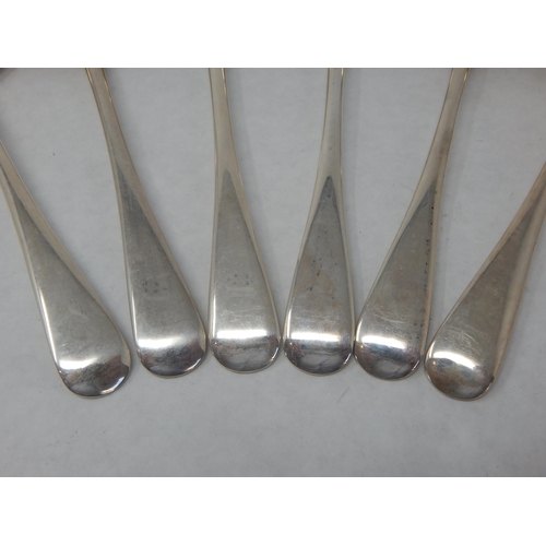 128 - 6 x Silver Soup Spoons Hallmarked London 1930 by Deakin & Francis: Length 19.5cm: Weight 406g