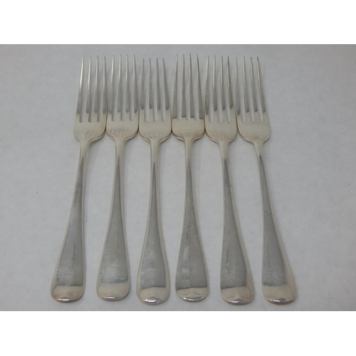 132 - 6 x Hallmarked Silver Dessert Forks: Various Dates & Makers: Length 17cm: Weight 308g