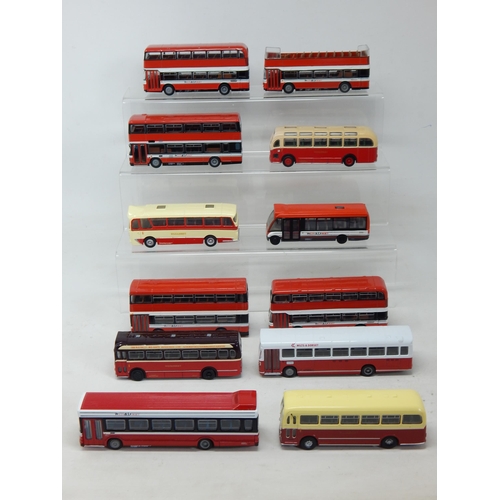 265 - Wilts & Dorset Die Cast Model Buses: From The Estate of a Private Collector (12)