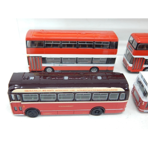 265 - Wilts & Dorset Die Cast Model Buses: From The Estate of a Private Collector (12)