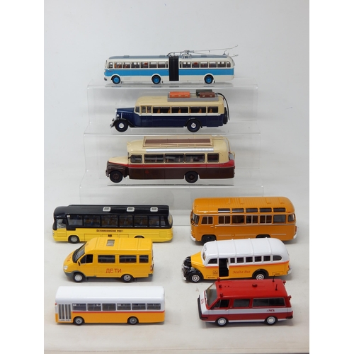 267 - Foreign Die Cast Model Buses & Coaches: From The Estate of a Private Collector (9)