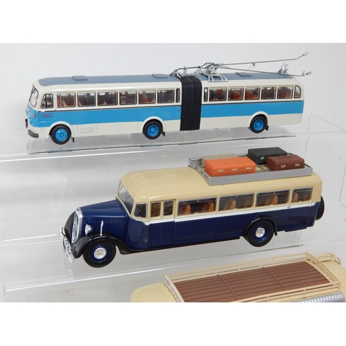 267 - Foreign Die Cast Model Buses & Coaches: From The Estate of a Private Collector (9)