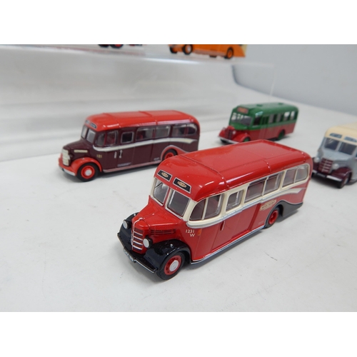 270 - Vintage Die Cast Model Buses & Coaches: From The Estate of a Private Collector (11)