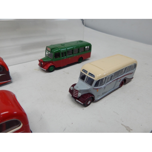 270 - Vintage Die Cast Model Buses & Coaches: From The Estate of a Private Collector (11)