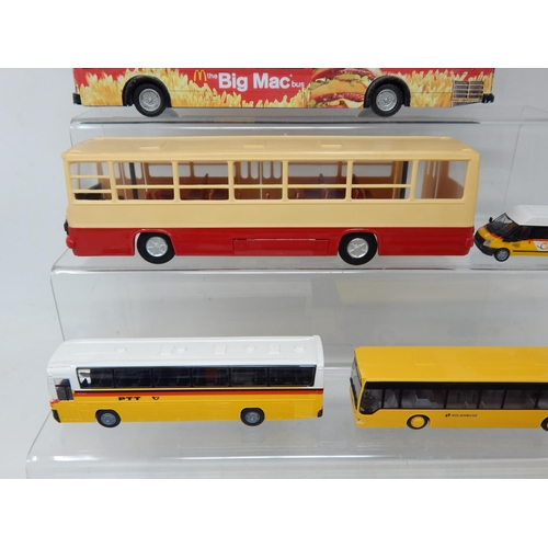 271 - Foreign Model Buses & Coaches: From The Estate of a Private Collector (16)