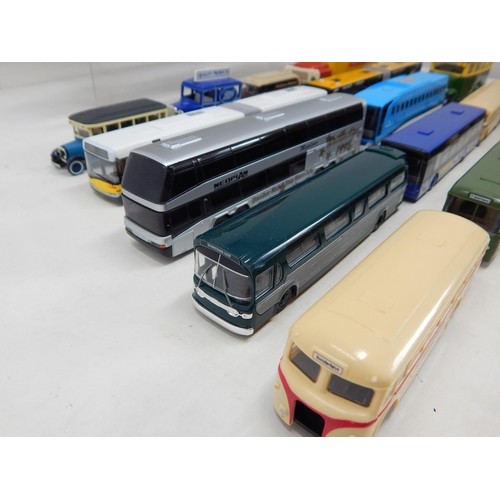 274 - Various Model Buses & Coaches etc: From The Estate of a Private Collector (25)