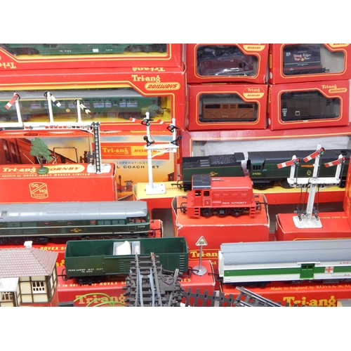 276 - A Large Quantity of Tri-ang Hornby Railway Items to Include: Battle of Britain Loco 