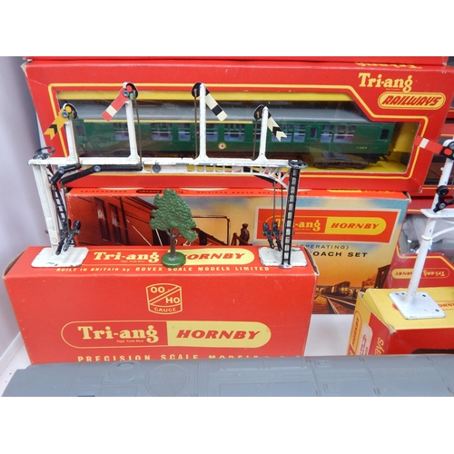 276 - A Large Quantity of Tri-ang Hornby Railway Items to Include: Battle of Britain Loco 