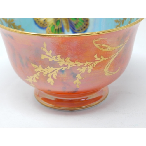 295 - 1930's Aynsley Lustre Bowl Decorated with Butteflies: Measures 10.2cm diameter x 6.5cm high