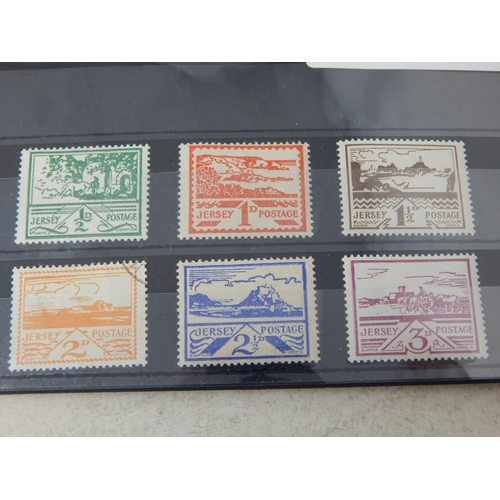 157 - A fabulous collection of KGV1 stamps. Includes 1/2d to 1s, 2s6d, 10s, £1, Guernsey and Jersey war ti... 