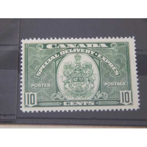 161 - A great group of Canadian stamps. Catalogue value £460.