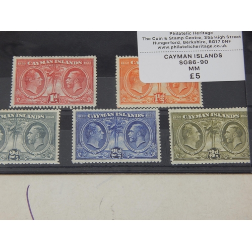 164 - Stunning collection of stamps from the Cayman Islands. Mostly mint hinged and
unmounted mint. Some b... 