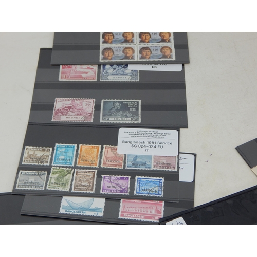 172 - Grouping of Commonwealth stamps. Denmark, Czechoslovakia, Croatia, Coco
Islands, Cameroon, Cape Verd... 