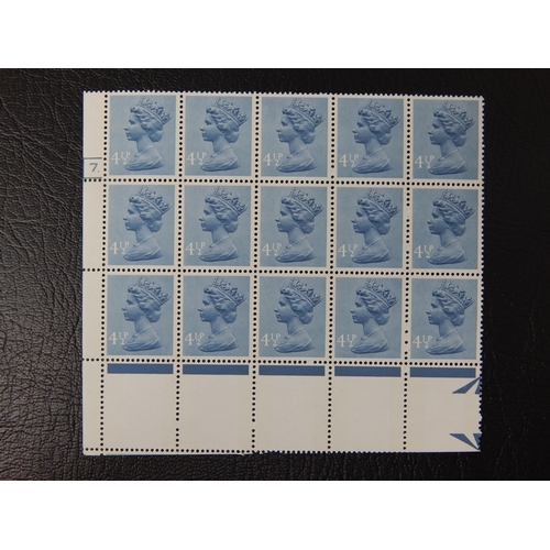 189 - GB QEll 4 1/2d grey-blue in cylinder block of 15 complete gutter beneath showing
fragment of stamps ... 