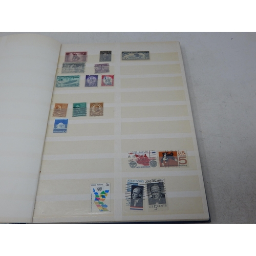 334 - Collection of USA stamps housed in vintage blue stock book