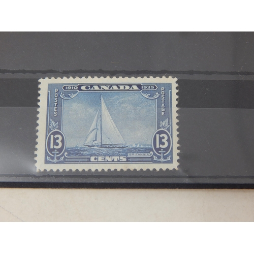 526 - A gorgeous collection of mainly single stamps from Canada and Newfoundland.