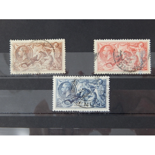 683 - GB KGV 1934 Re-engraved seahorses 2s6d chocolate-brown to 10s indigo SG 450/52
VFU