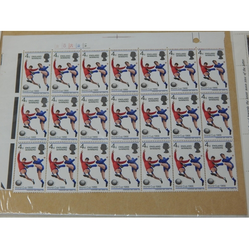 736 - A magnificent selection of GB Smiler sheets, Marginal blocks, full sheets etc.