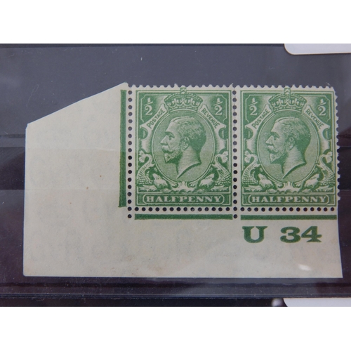 970 - GB KGV Royal Cypher 1 1/2d control M18 MH, GB KGV 1/2d green marginal pair with control U34 UMM pair