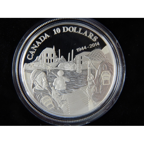 111 - Royal Canadian Mint 2013 25th Anniversary 1oz Silver Maple Leaf together with a 2014 Fine Silver Coi... 