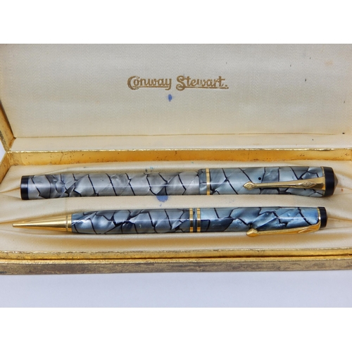 581 - A Quantity of Cased Pens & Sets Including Conway Stewart with 14ct Gold Nib, Parker, Sheaffer etc.