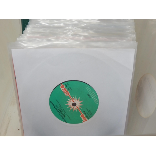 582 - A collection of 100 single 45rpm records all records are housed in plastic protective sleeves from t... 