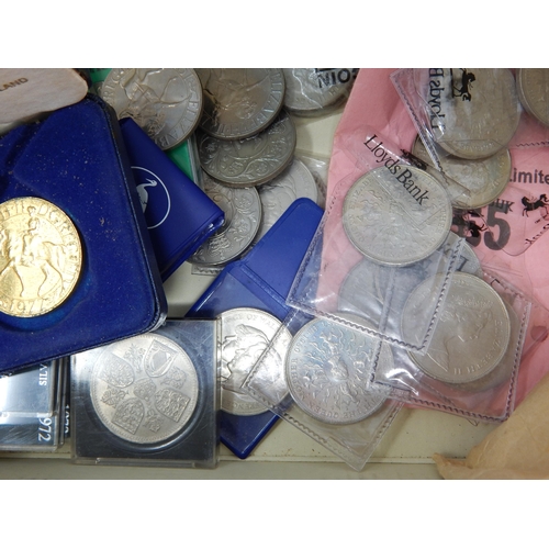 99G - A Box Containing a Quantity of Commemoratives Crowns.