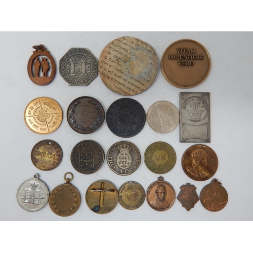 102 - Quantity of Tokens/Medallions & Coins (20)