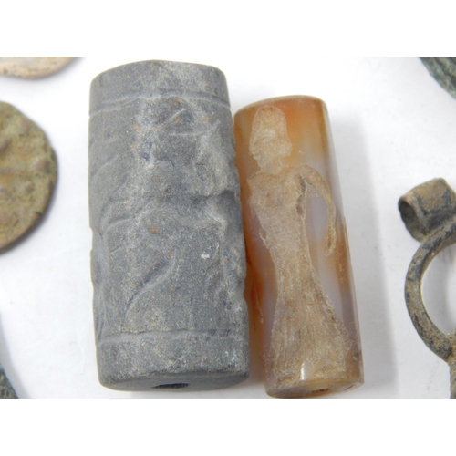 123 - Roman/Ancient Artefacts - From the private collection of an archaeologist.